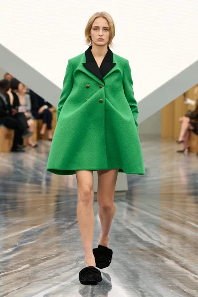 Look 62